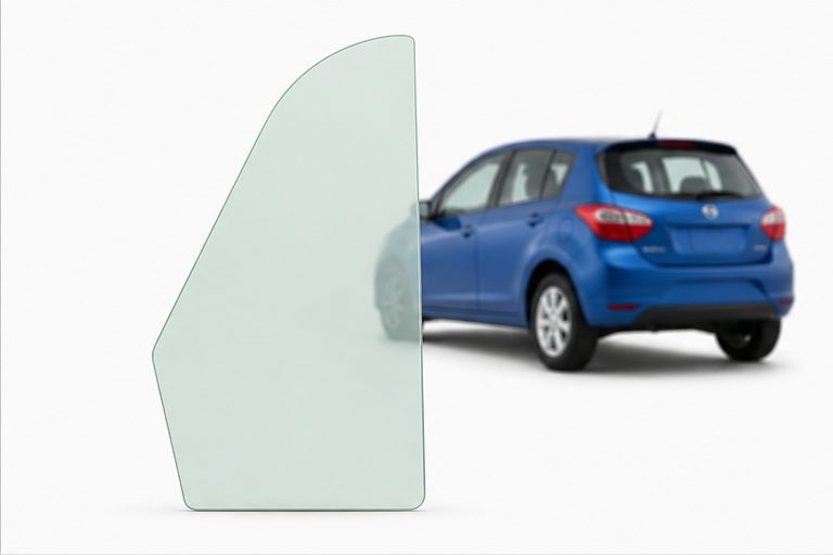 Vidrio Aleta Trasera Nissan Tiida 4P 2006-2011 Verde - AutoVidriosRobin